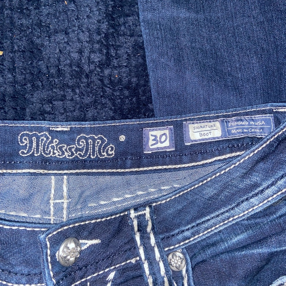 Jeans - Picture 5 of 9